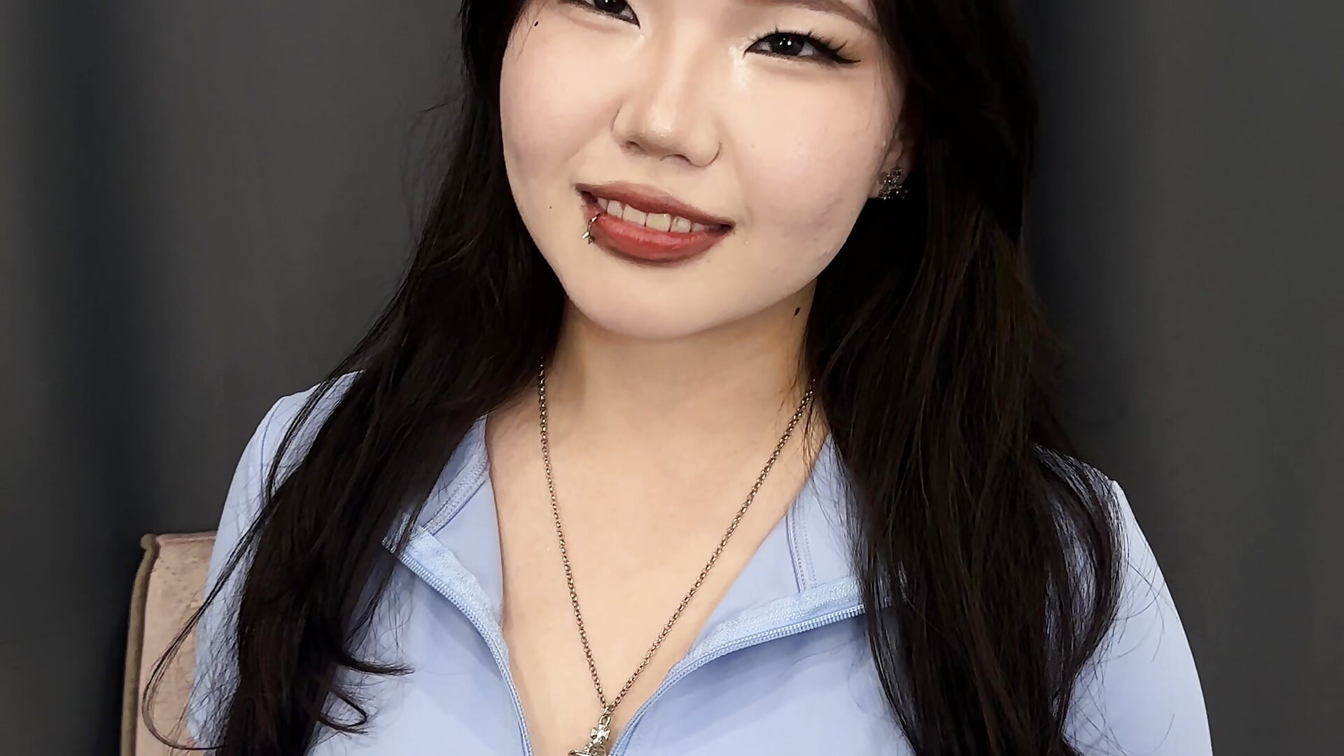 hi guys! – video modela na kameri MyungKloer