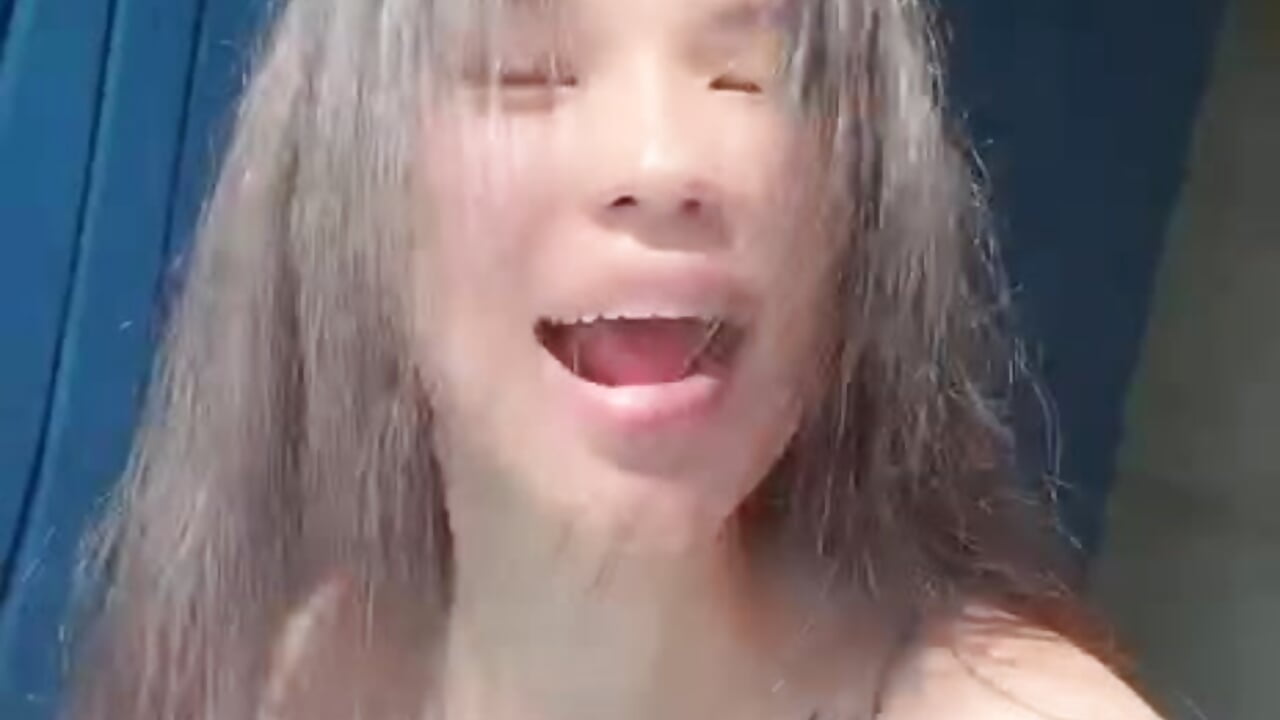 ♥ – video modela na kameri hinatastar