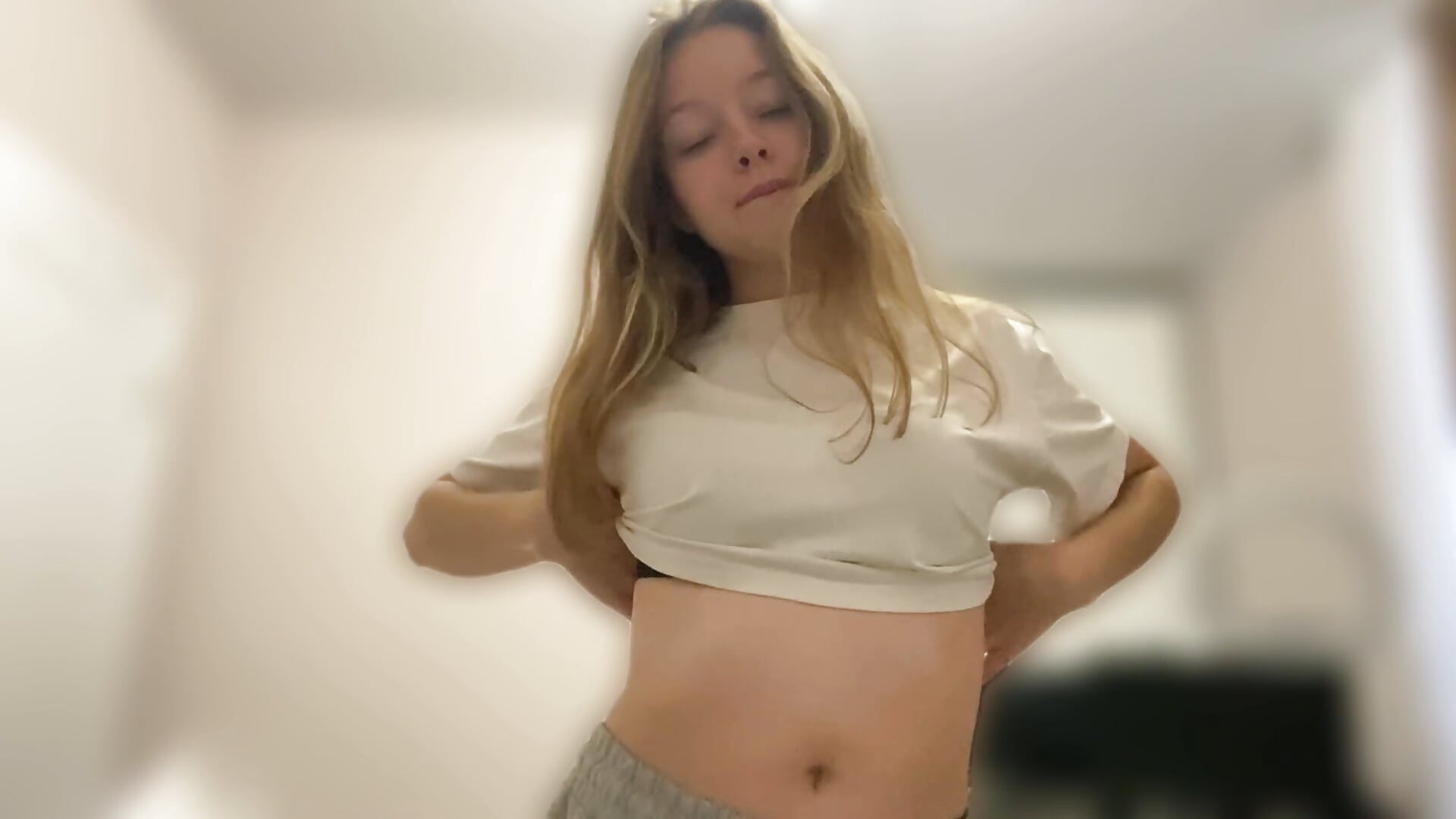 Sweet Provocateur - vidéo du modèle de showcams PatricaBellitti