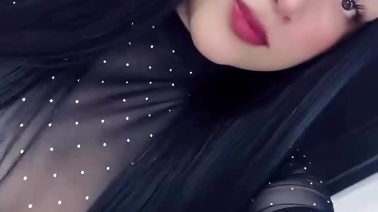 Welcome my Room 💕✨ - clip cu MikyMoon model videochat