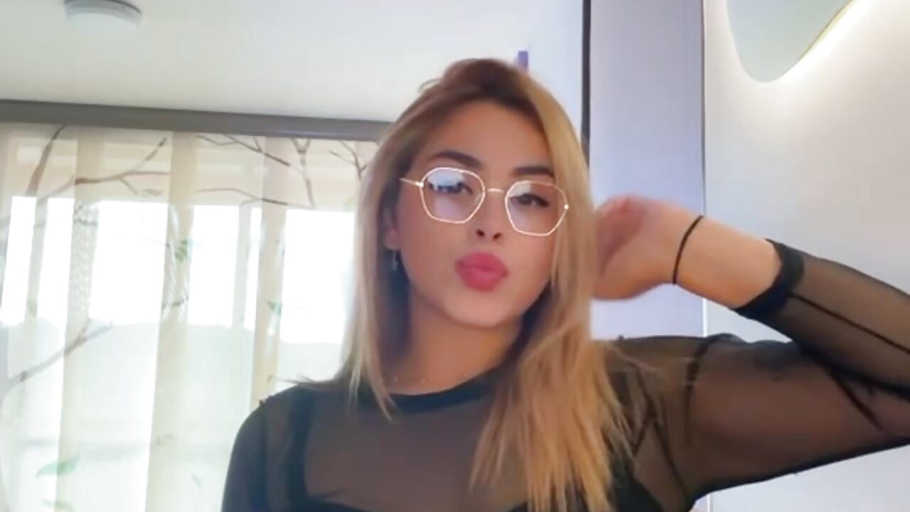 kiss