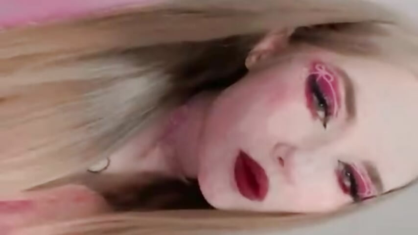 uwu - відео від вебкаммоделі EvaBlackXO