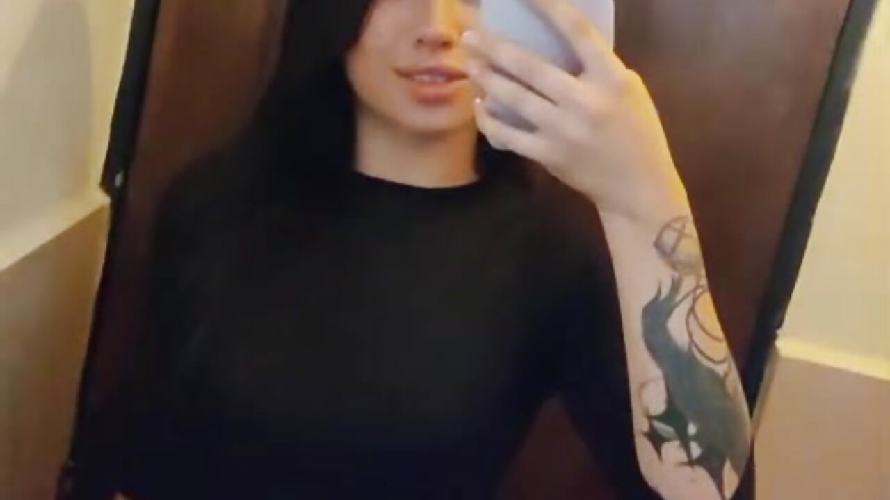 one day at a time 🍷❤️ - video oleh model kamera twinklestar13