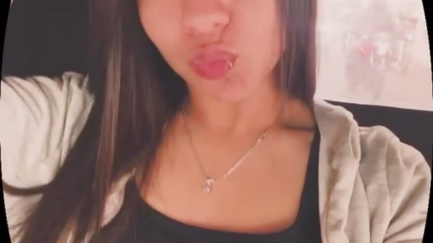 WhatsApp Video 2026-09-29 at 11,11,13 - video av Naomi_blaze20 cam-modell