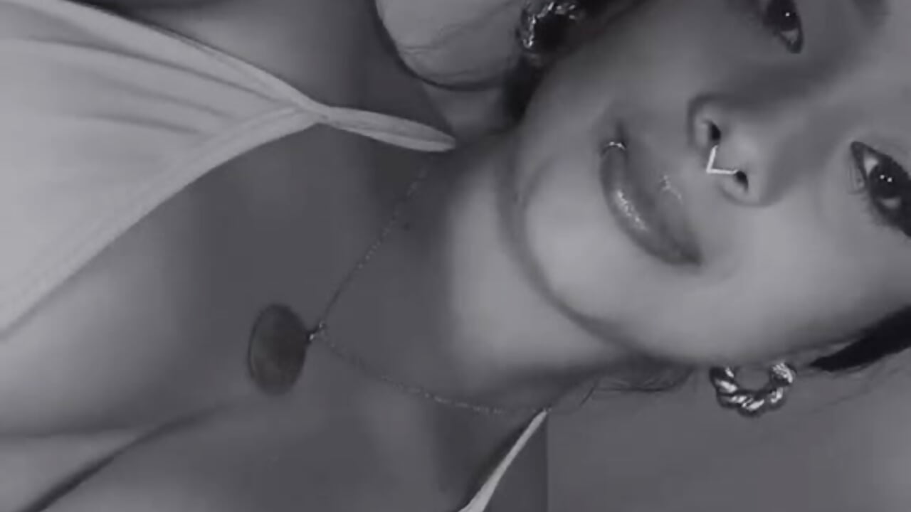 💋🦋 - βίντεο μοντέλου Ariasnnow