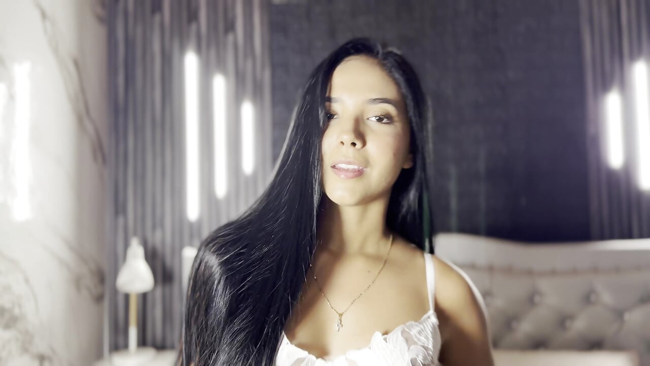 I'm your beautiful girl 🍒 - Vídeo de Pretty_Liaa_, modelo de vídeos