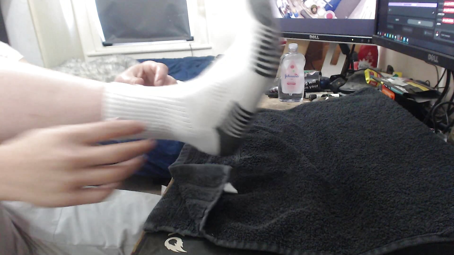 oily foot rub