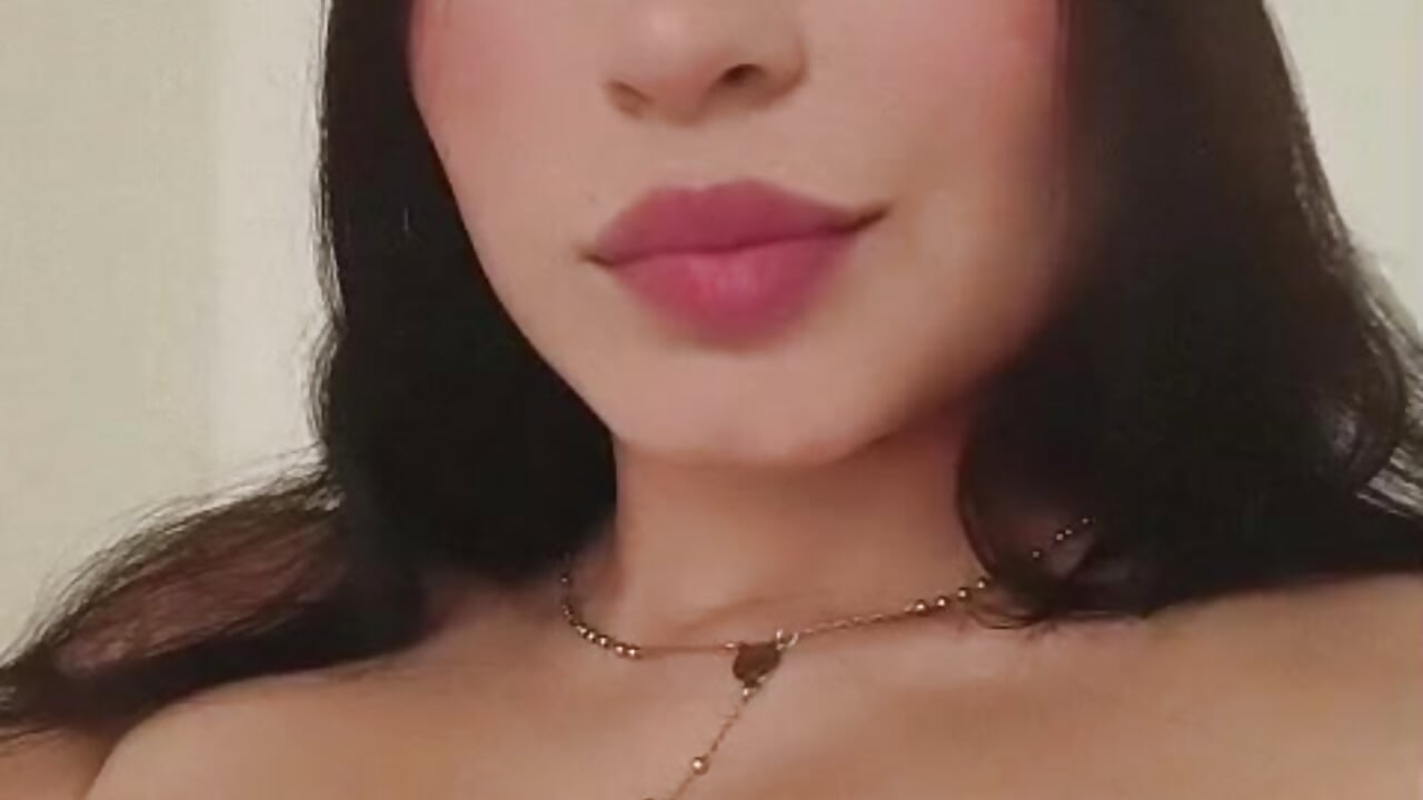 how you like them, my tits stand up straight — filmik Loren_golden, modela(-lki) na kamerkach