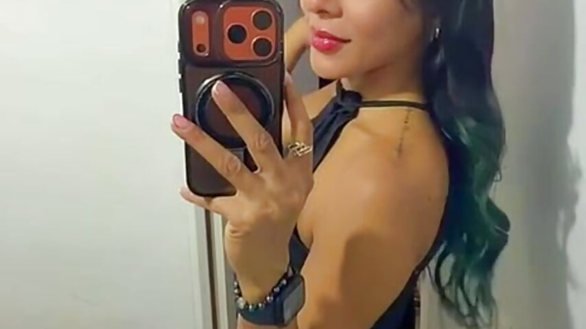 Look it - video av Desire_Loren cam-modell