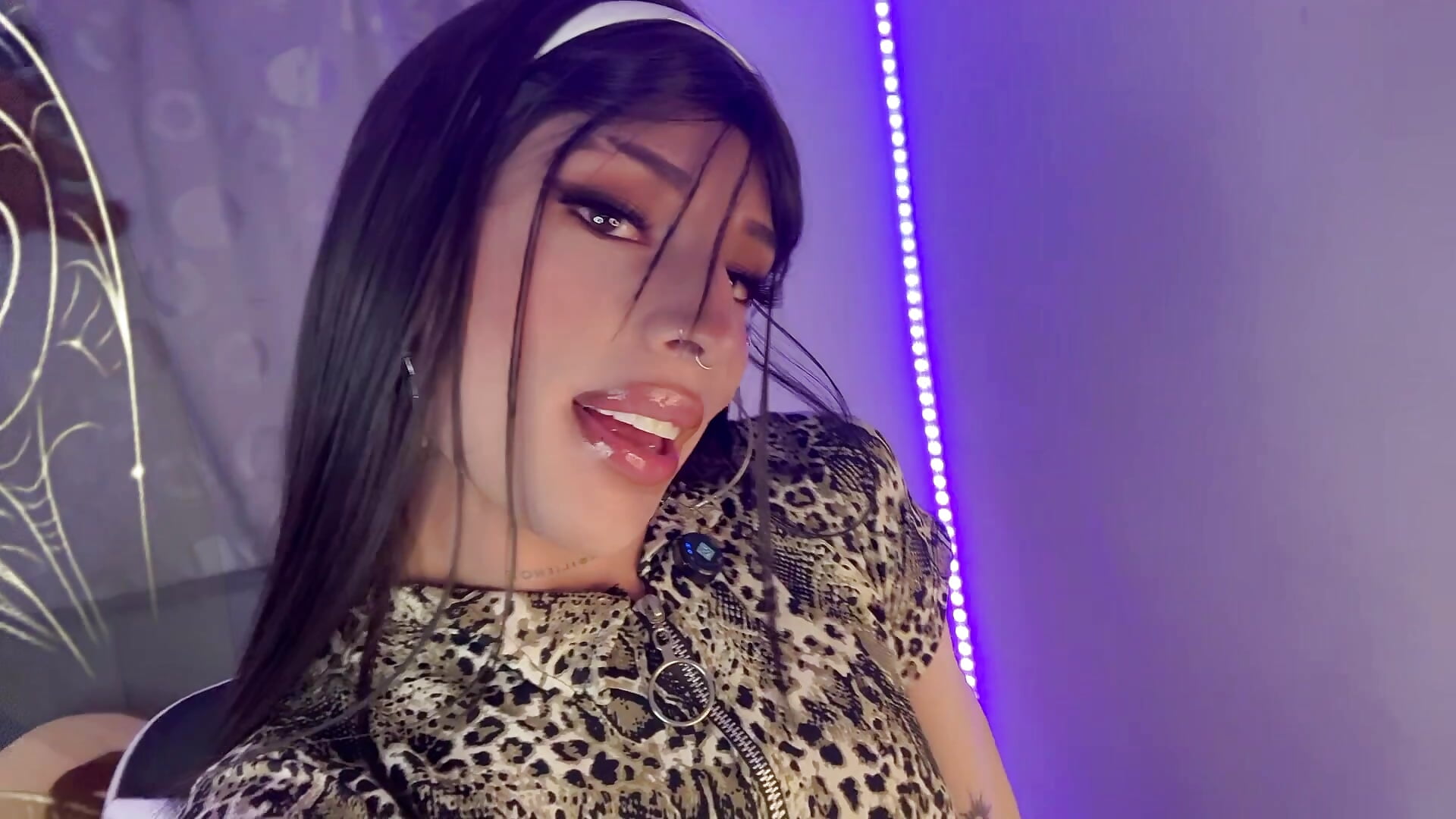 💝🧚‍♀️ — filmik saraa_princess, modela(-lki) na kamerkach