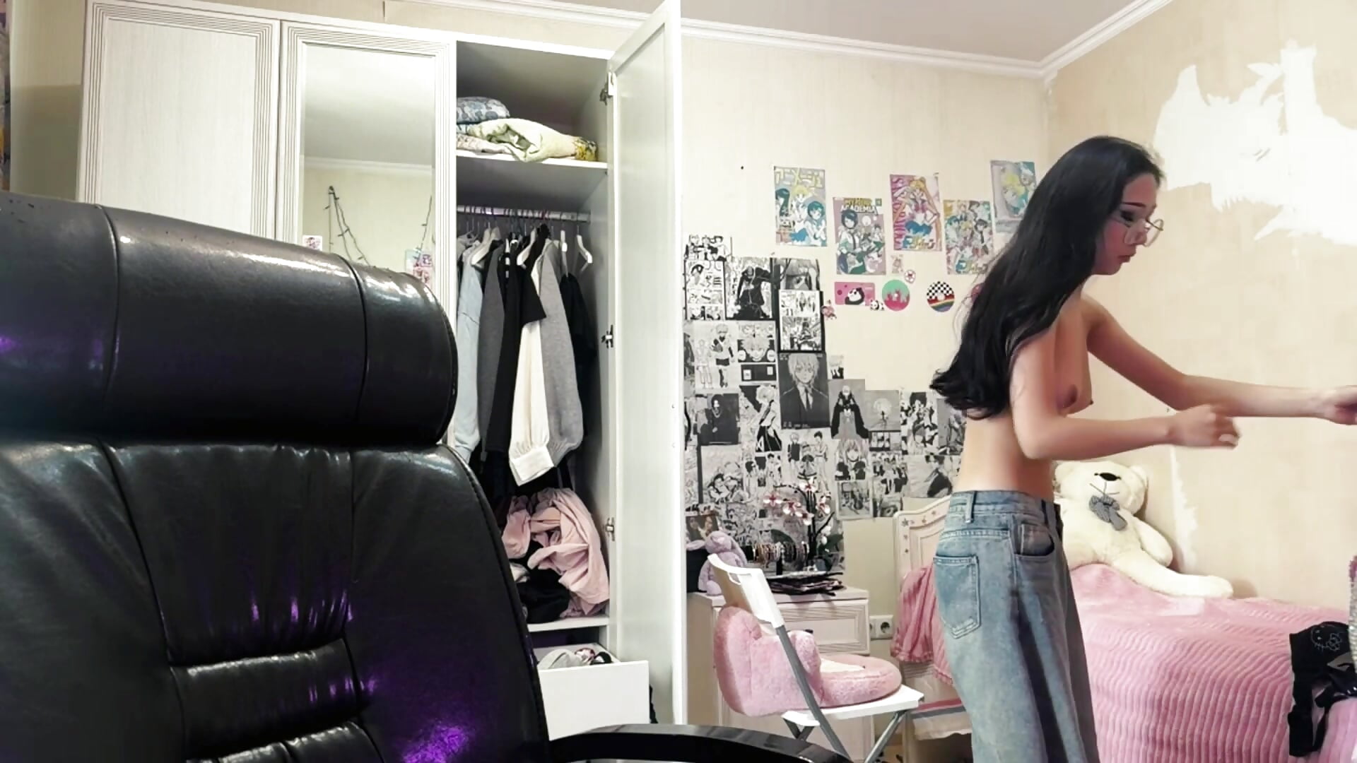 a little secret )_) - video by JoiePaschall