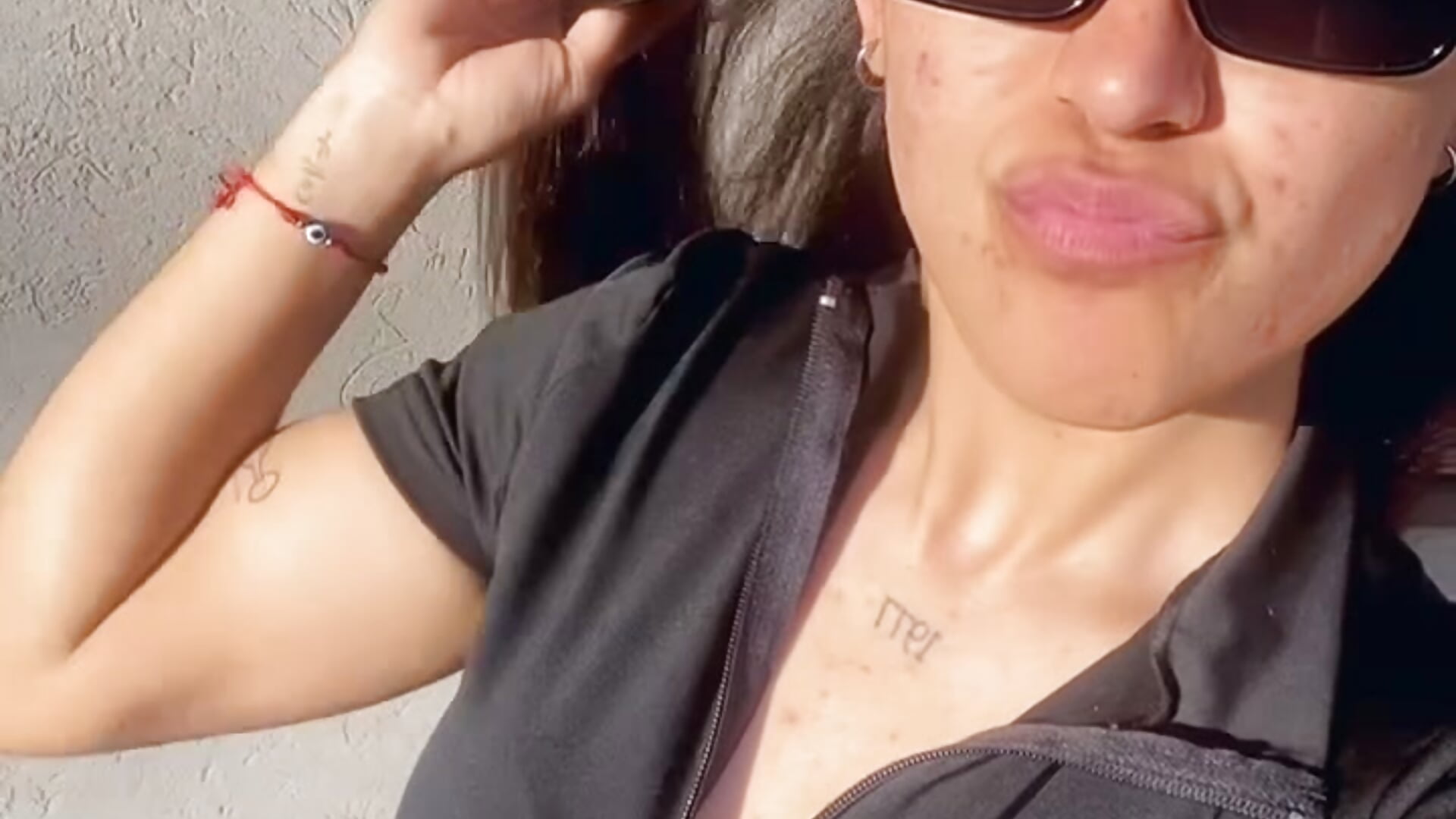 1FE4CAB3-2765-45EE-AD33-582FD8CD41FB - video av selenefary