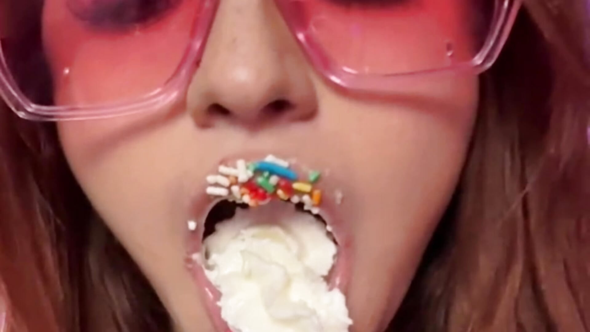 Icecream - video av Jennplay777 cam-modell