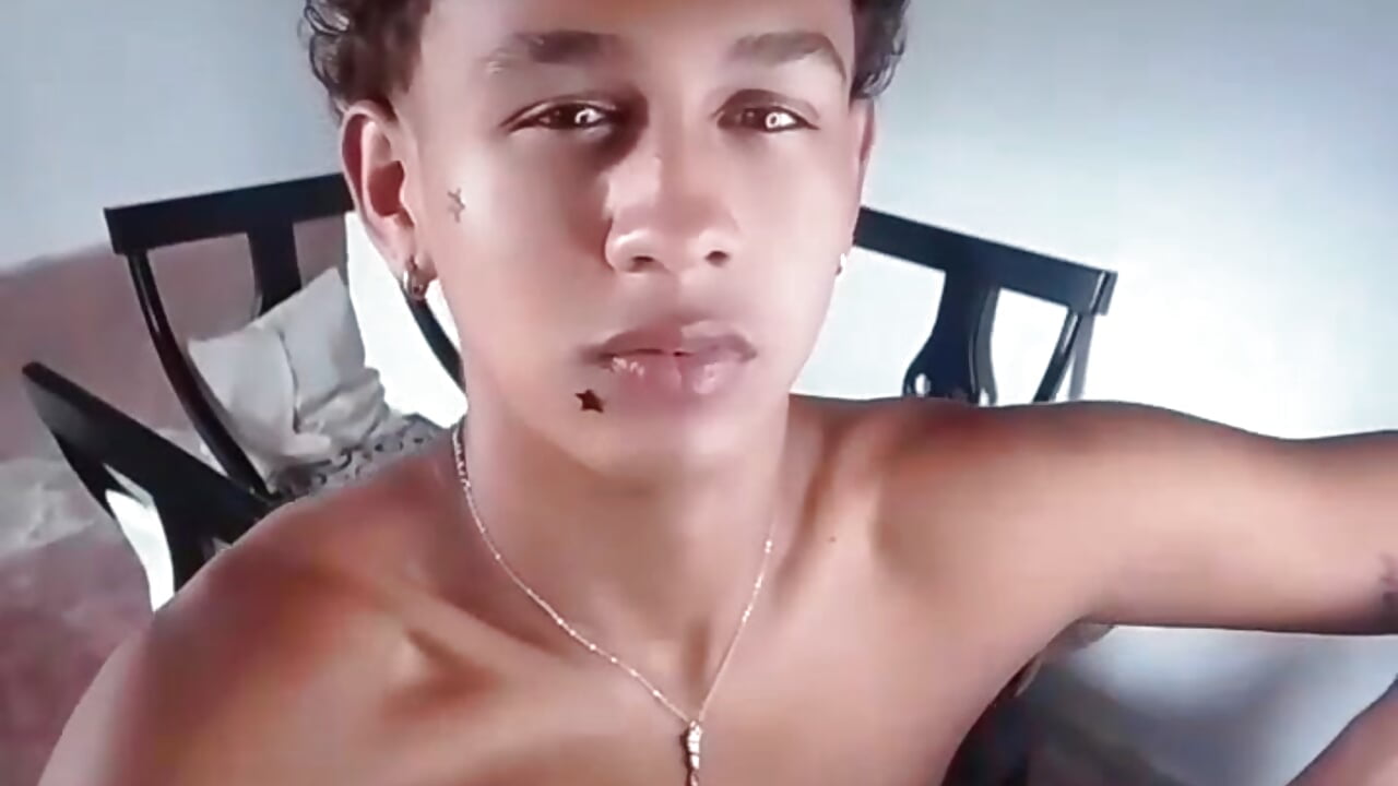 VID-20260930-WA0010 - video của người mẫu cam YourCaramelBoy