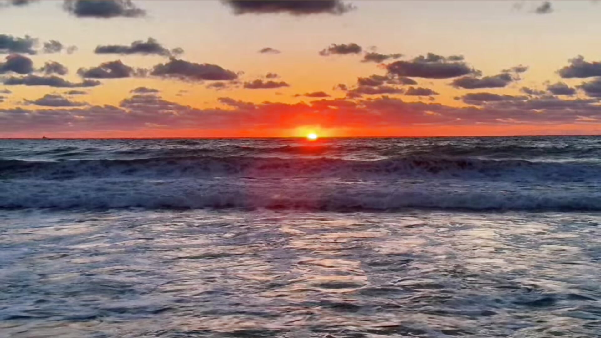 A beautiful sunrise😍 - Vídeo de Wet_passion_lady, modelo de vídeos