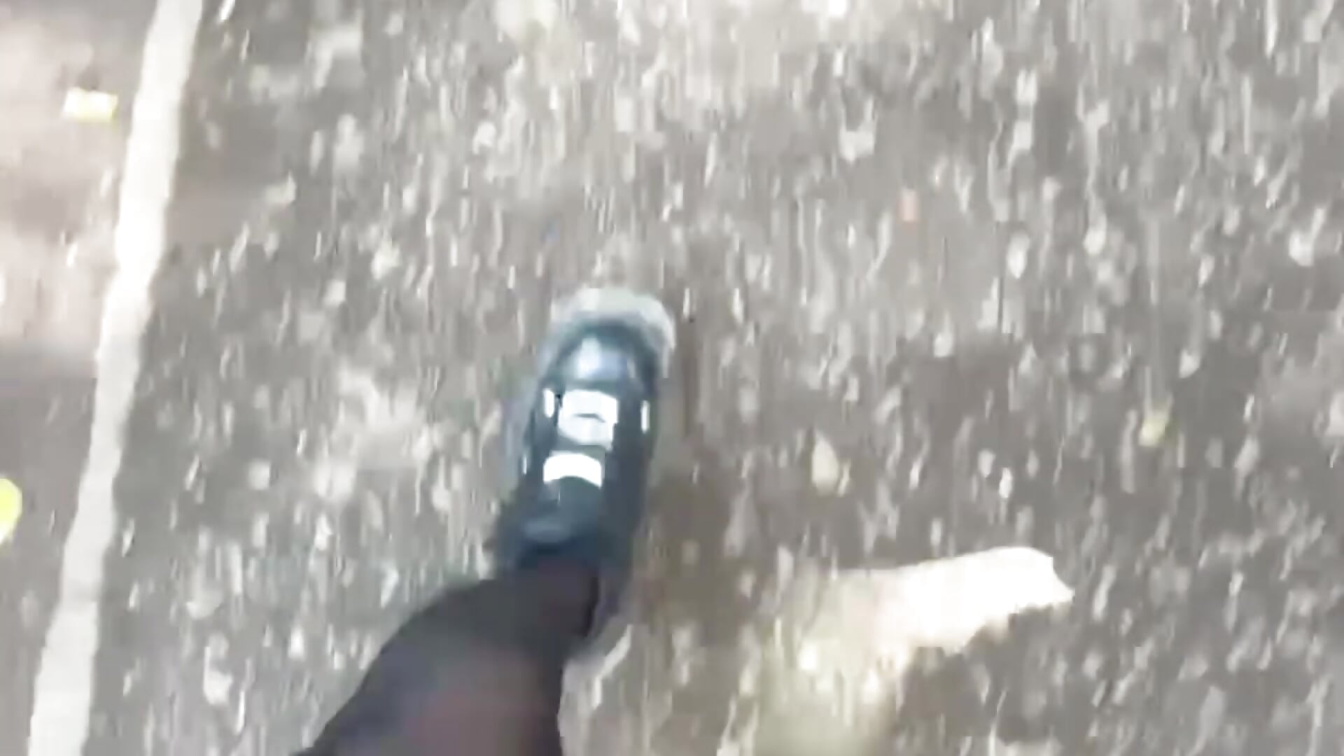 New Rock Walking - vidéo du modèle de showcams RevivedSop