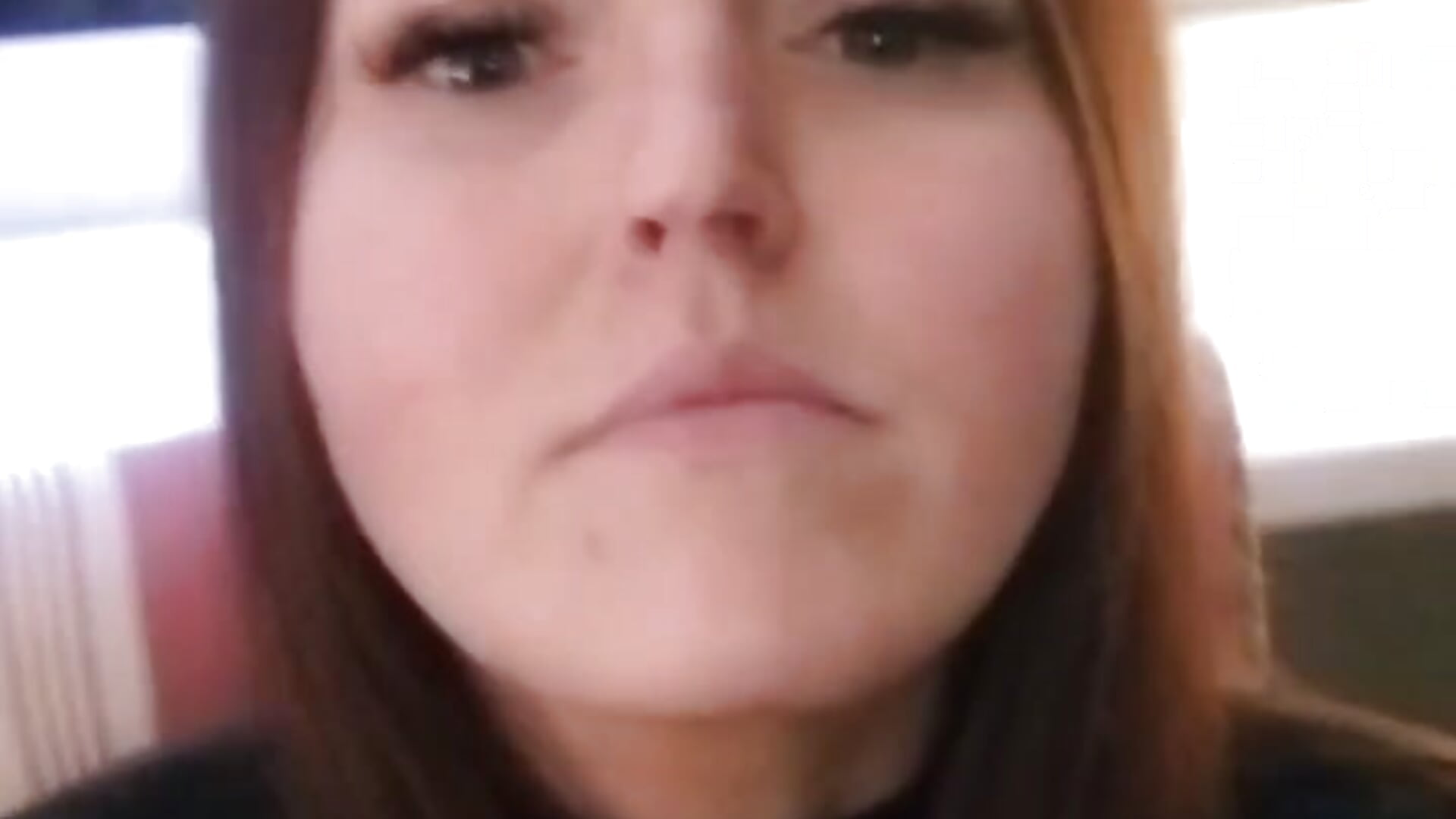 Helli good day - video av MilaMature cam-modell