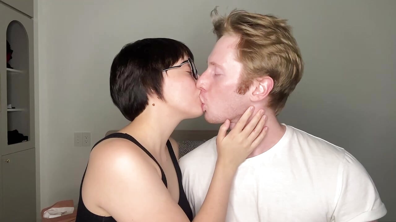 hey everyone - video oleh honeyfunnylove kamera model