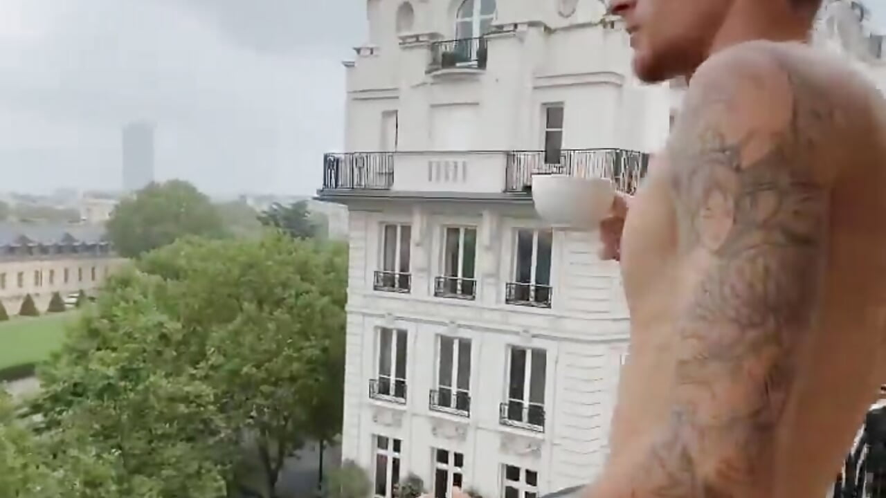 Paris 😍 - ক্যাম মডেল SonOfMooon-এর ভিডিও