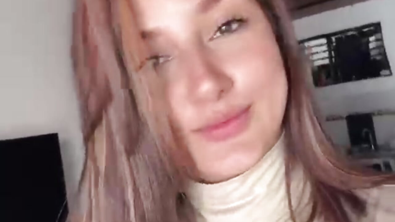 Just me 😏－カメラキャストのandrea_milf_の動画