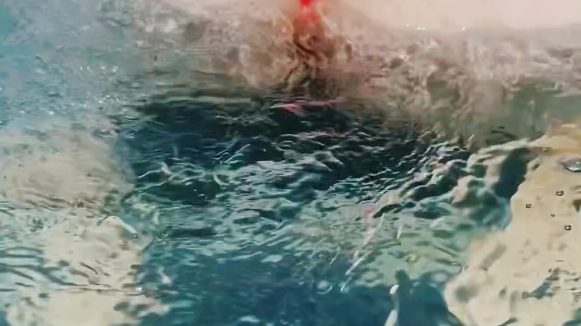 Sexy ass in the water - video by AmaraVelmeet cam model