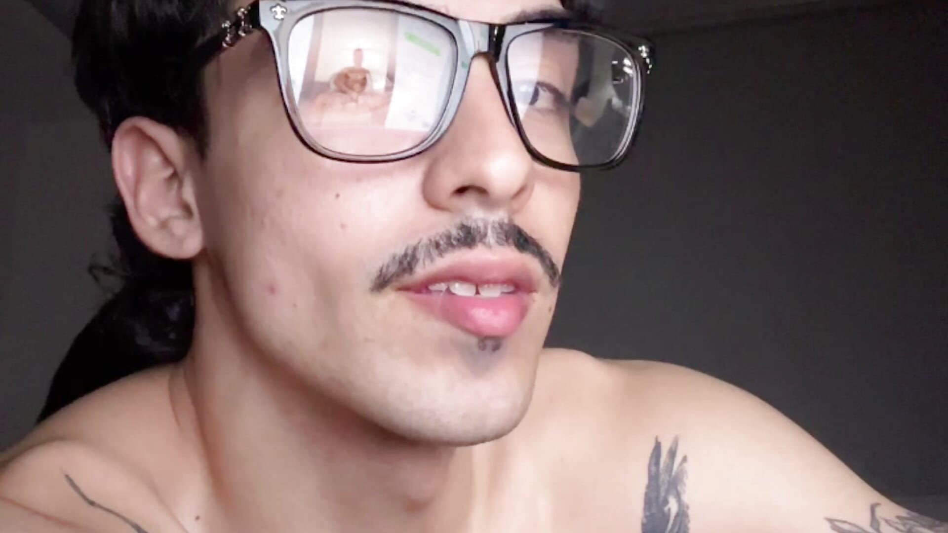 puedes verme? – video od webkamerové modelky callmeenzo