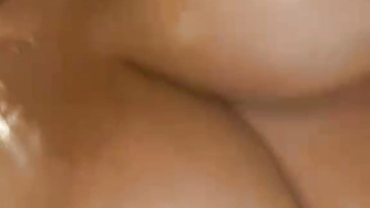 Do you like my tits? i wanna show you more in my fan club <3 - Video von Kiara_Knightz Cam-Model