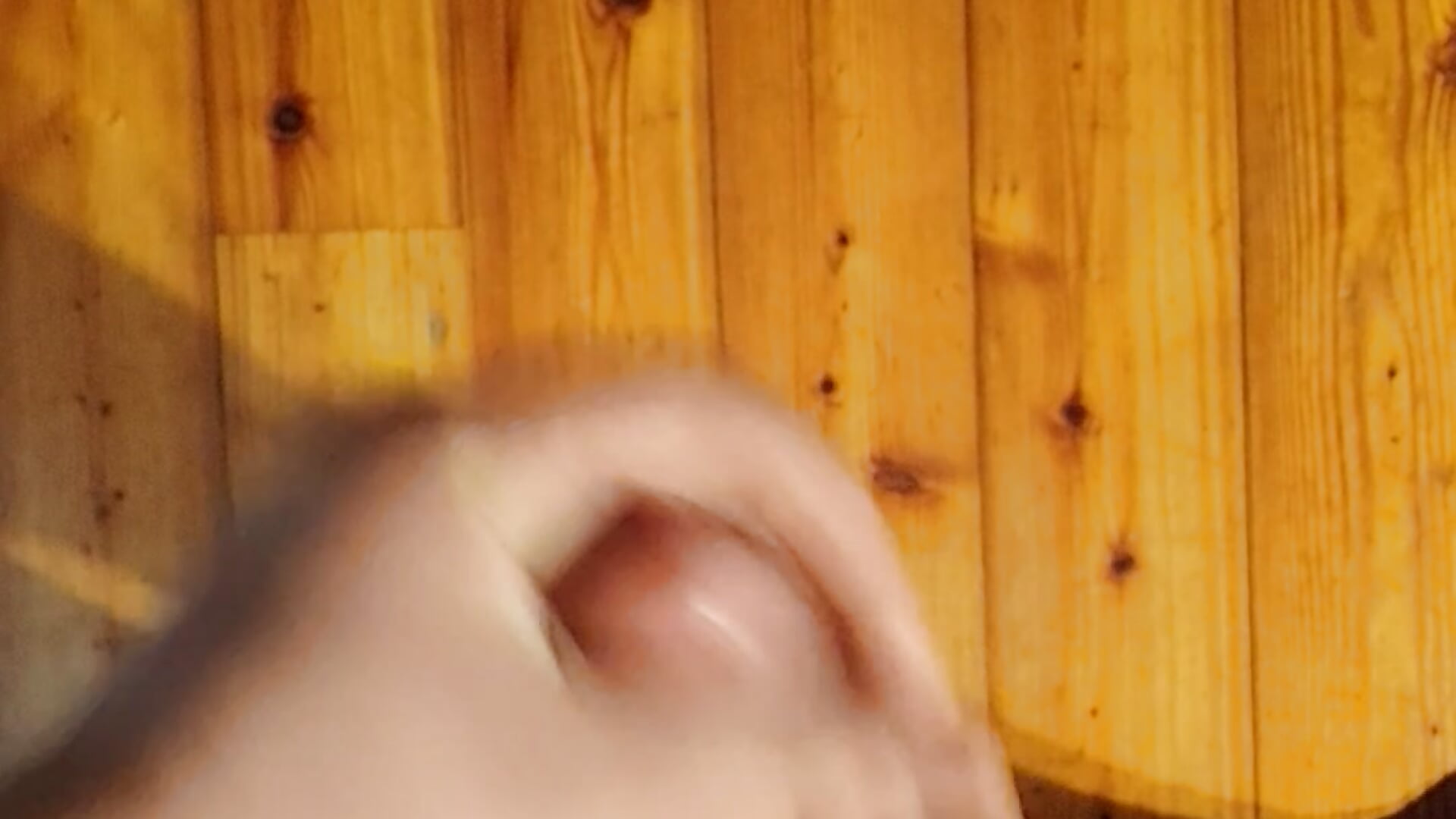 Sborrata su armadio - DUDU00011n video