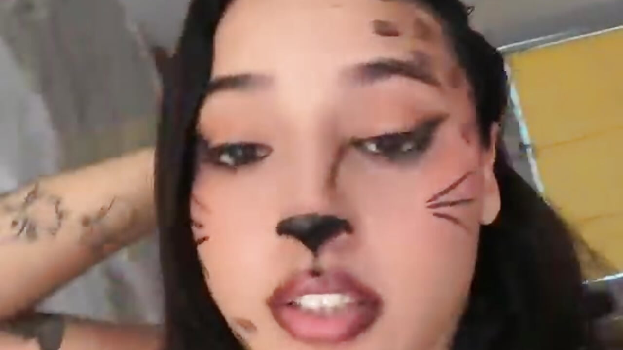 Cat meggy 🎃👻 - video od MeggyMae_