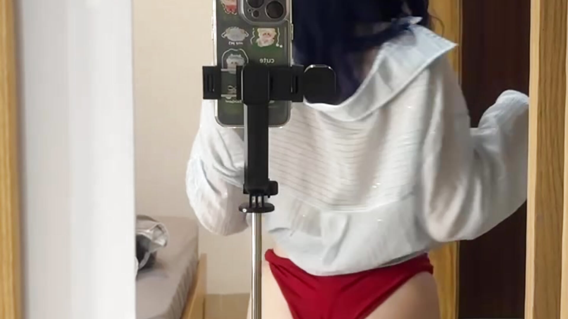 :3 - ক্যাম মডেল Error404_AliceNotFucked_-এর ভিডিও