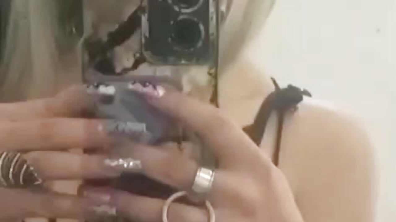 im very crazy and you? - video oleh Hollywoulld kamera model