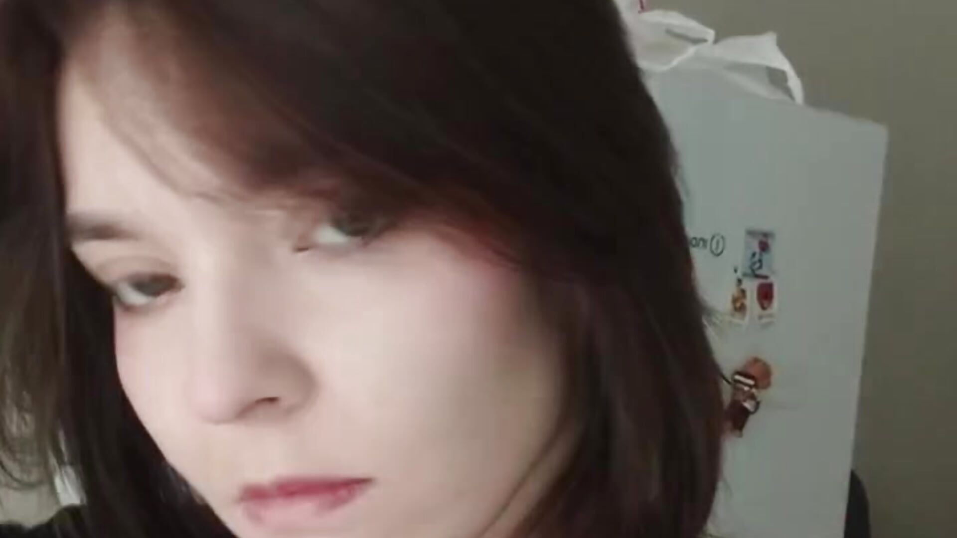 first video ><3 - vídeo de la modelo de cam swet_kitten