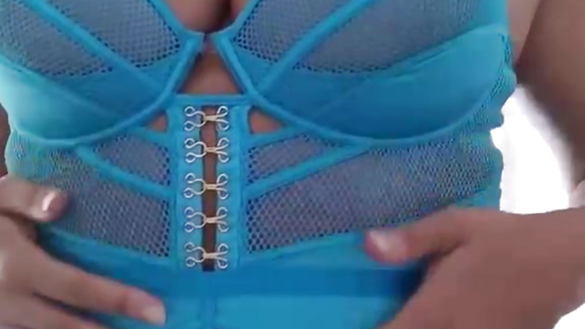 blue body tease ;)