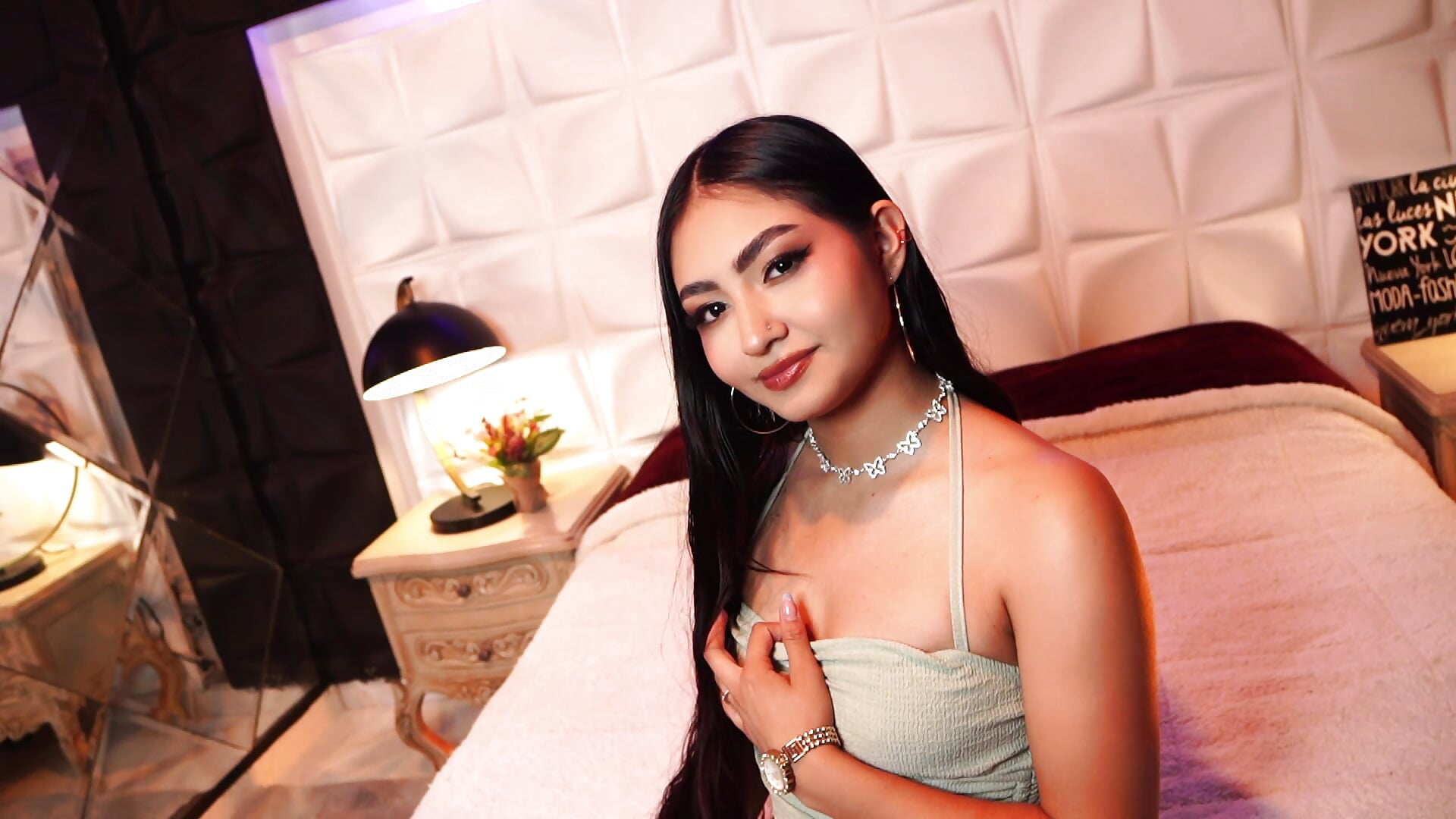 Prelude - video by ElizabethBlaze cam model
