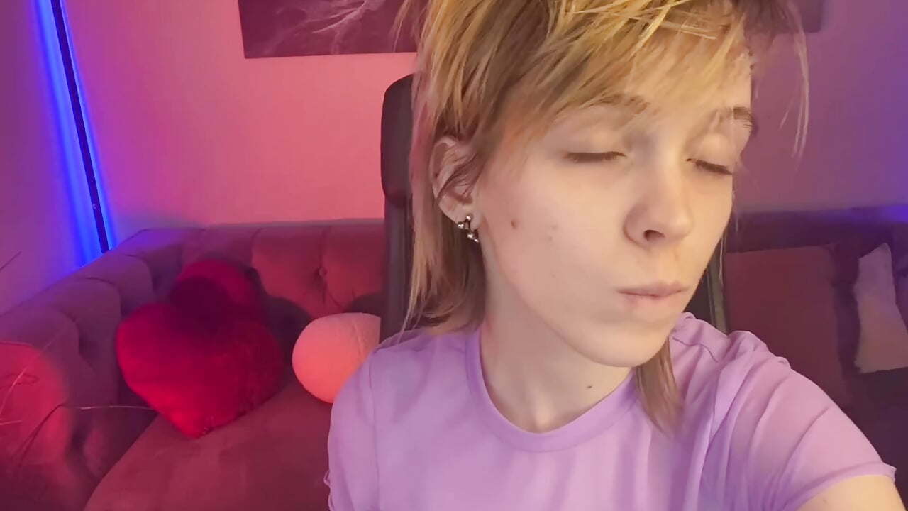 Hi there! - video của người mẫu cam SelenaBless