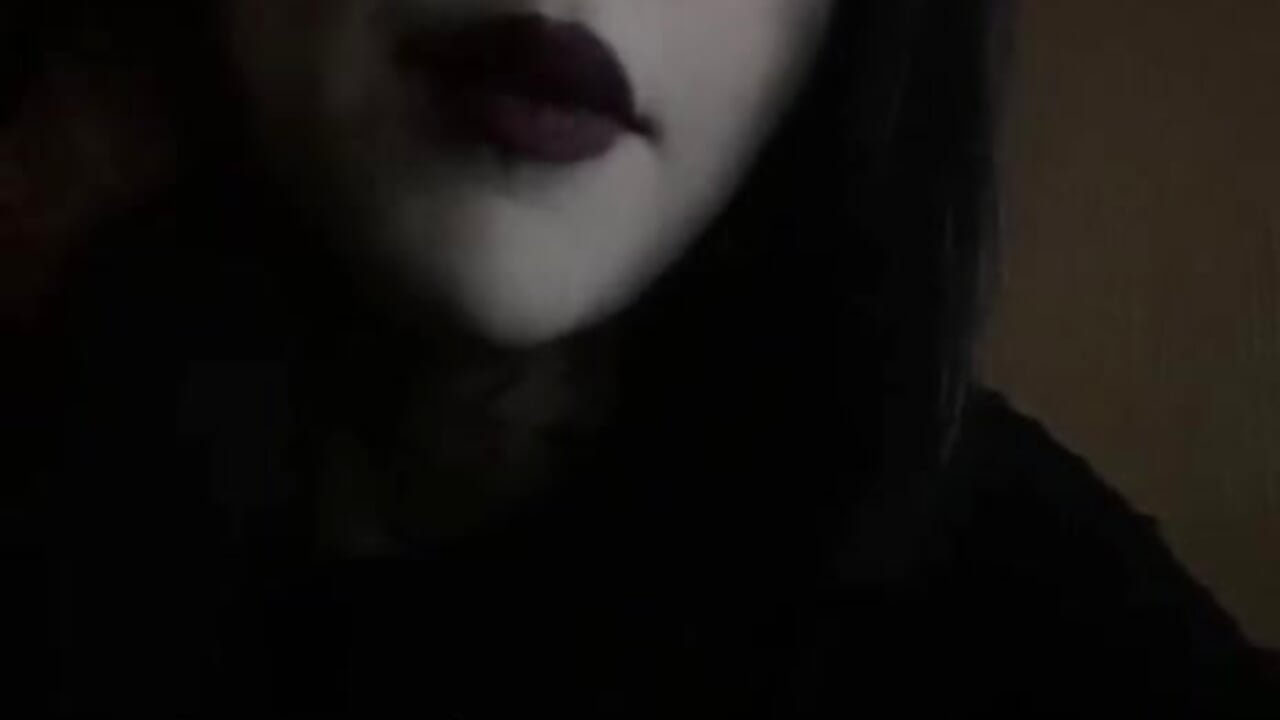 🎀 Tongue Out - Vídeo de traxxxmaniac, modelo de vídeos
