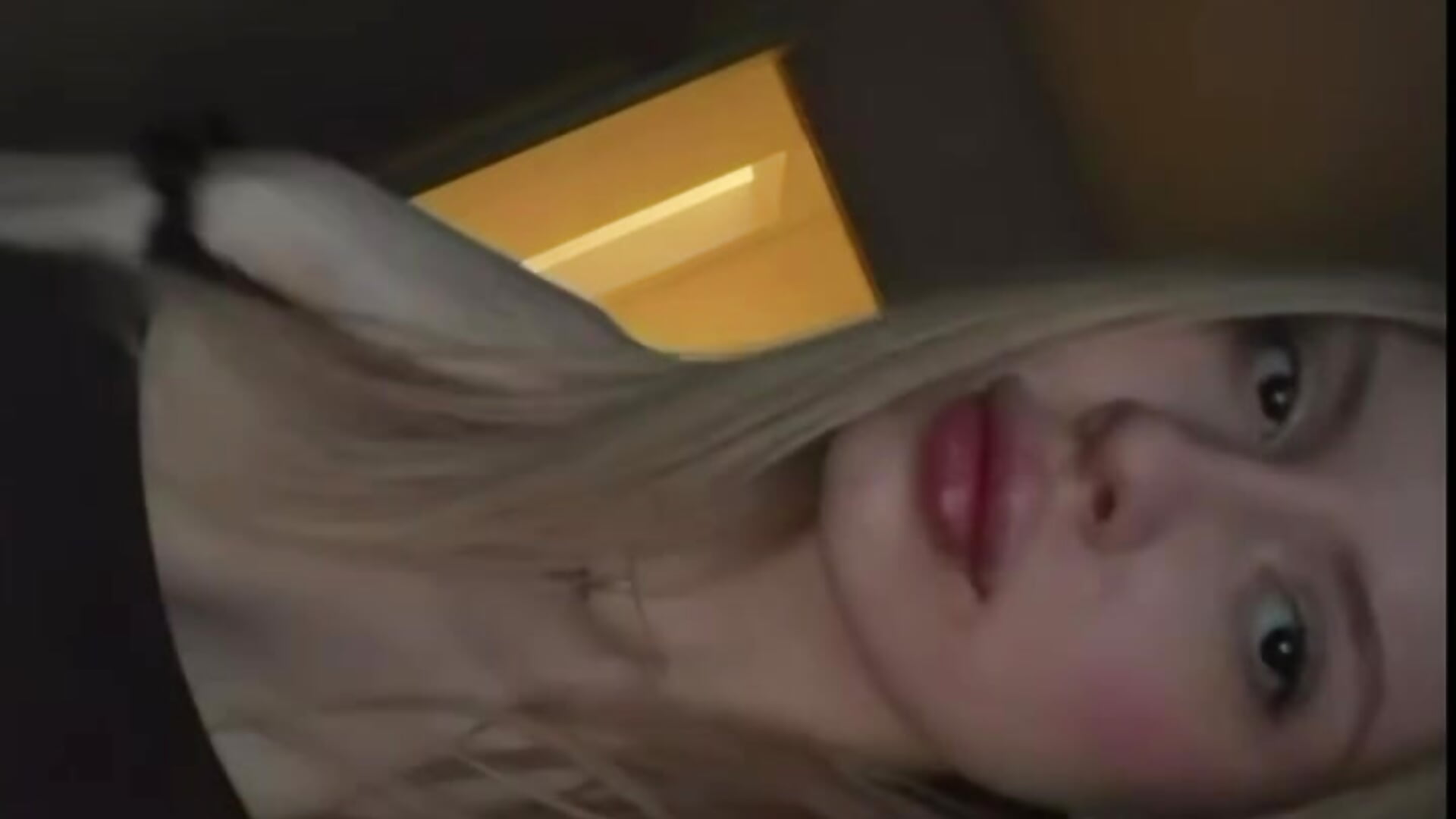 Pure poetry ♡♡♡ - video của người mẫu cam CarrieSchoneck