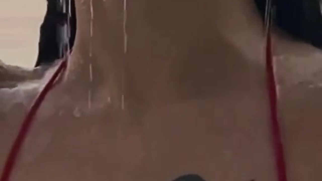 beach showers - Video von Vlada_One