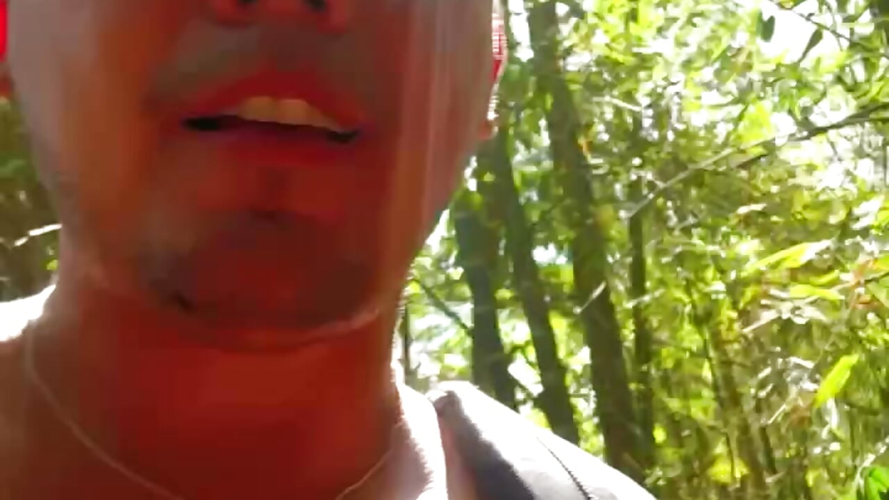 Do you like it in public places? – video af ErosColby16