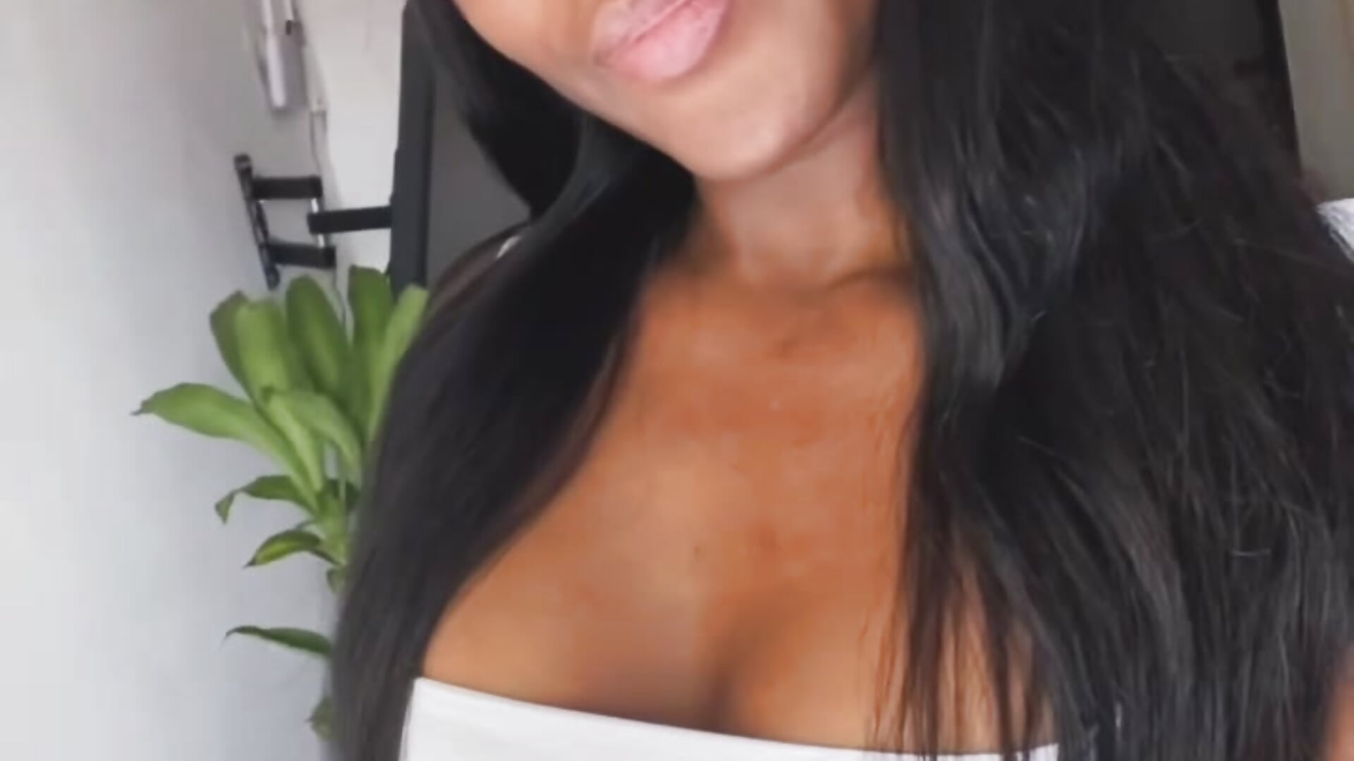 Casual – video modela na kameri karly_titis