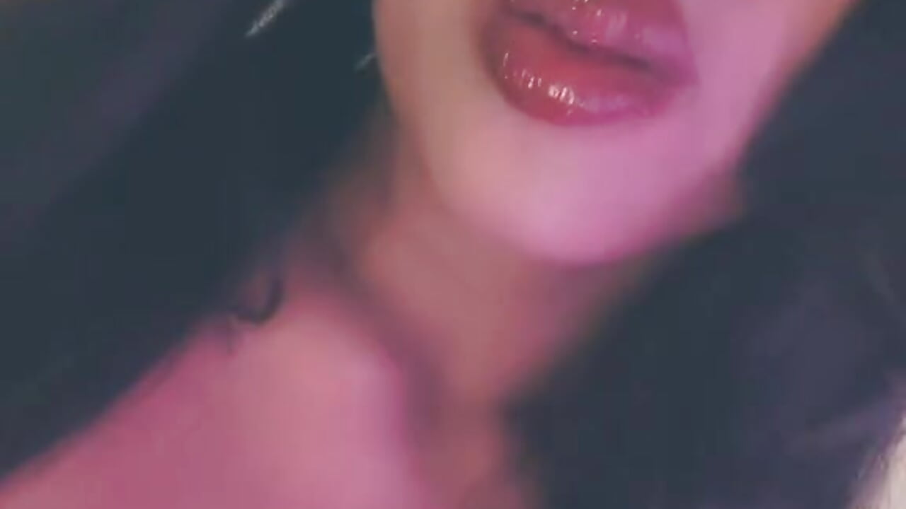 Hello✨✨ - video by ILAU_1 cam model