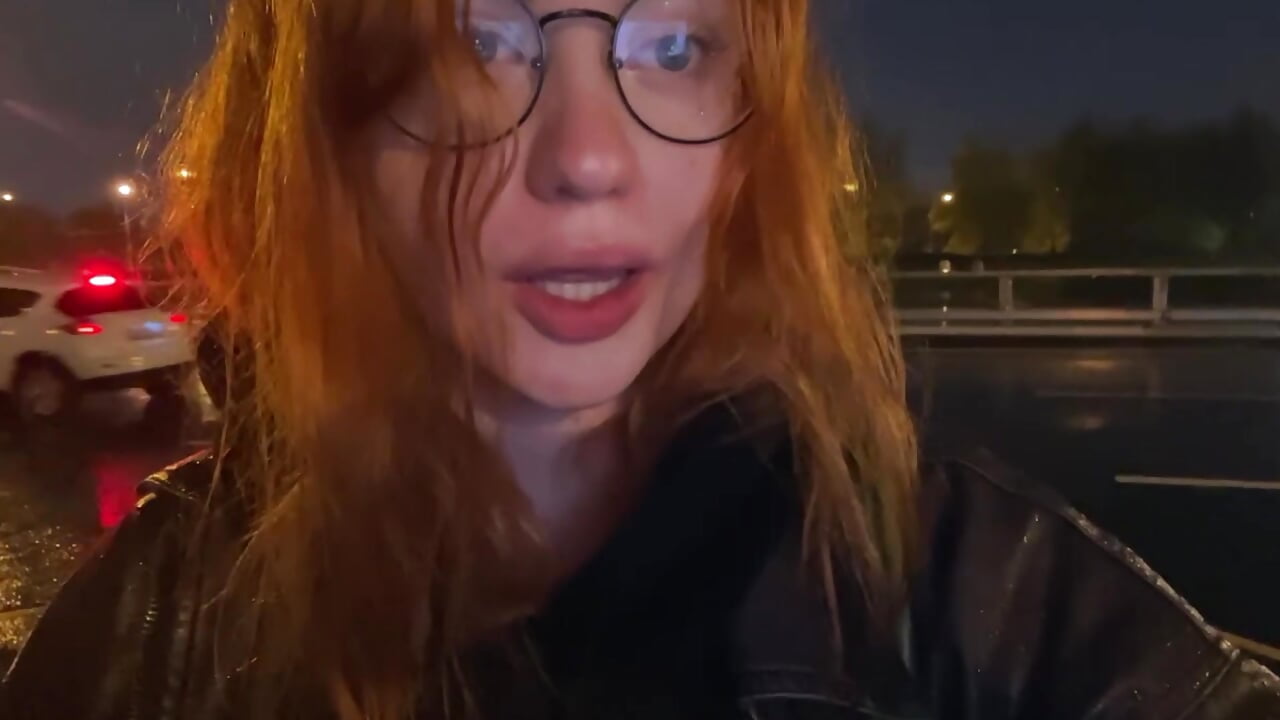 welcome - video của người mẫu cam DulcieVacio