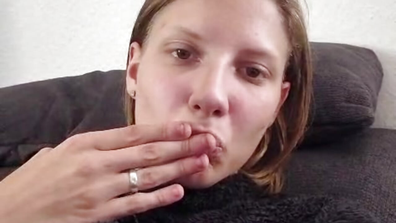 032cab54-6e91-4b38-b2d0-b44b9a3eba1a - video by carriemausi cam model