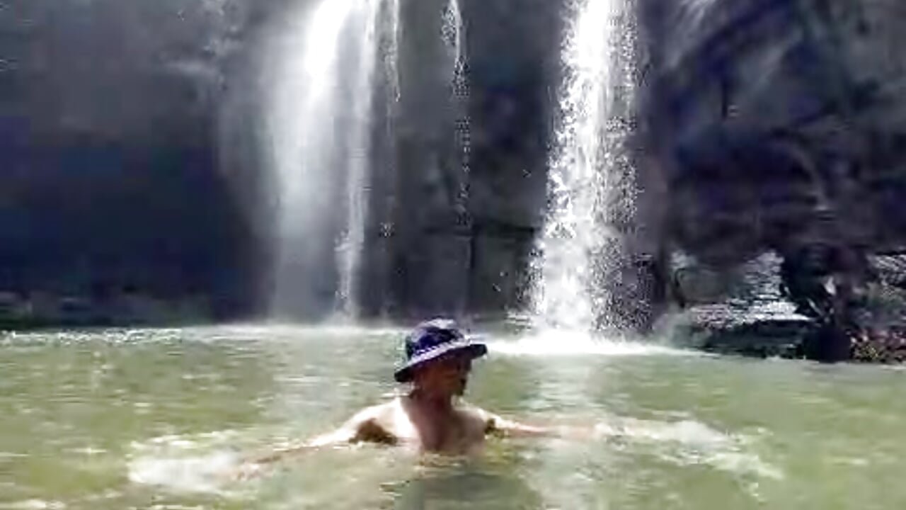 I venture into different lands giving me a well-deserved rest, do you want to know where it is? - Vídeo de Lucii__ferr, modelo de vídeos