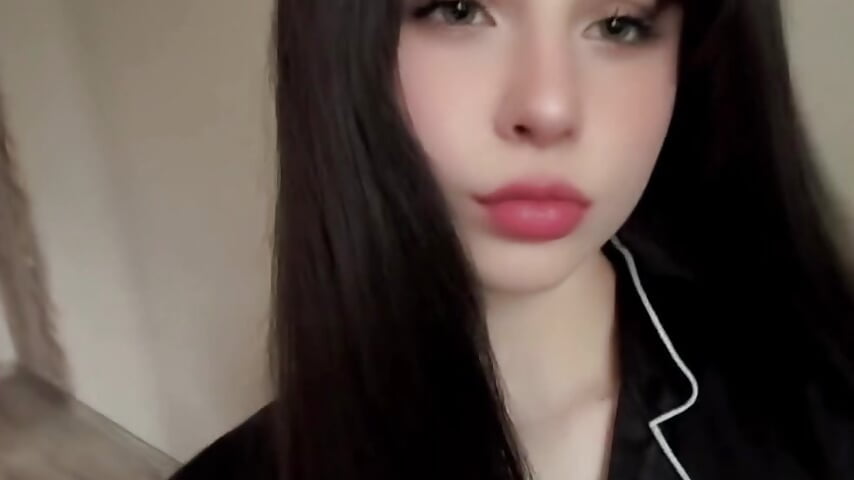 Hi 💕 - Vídeo de Shinelil_miss, modelo de vídeos