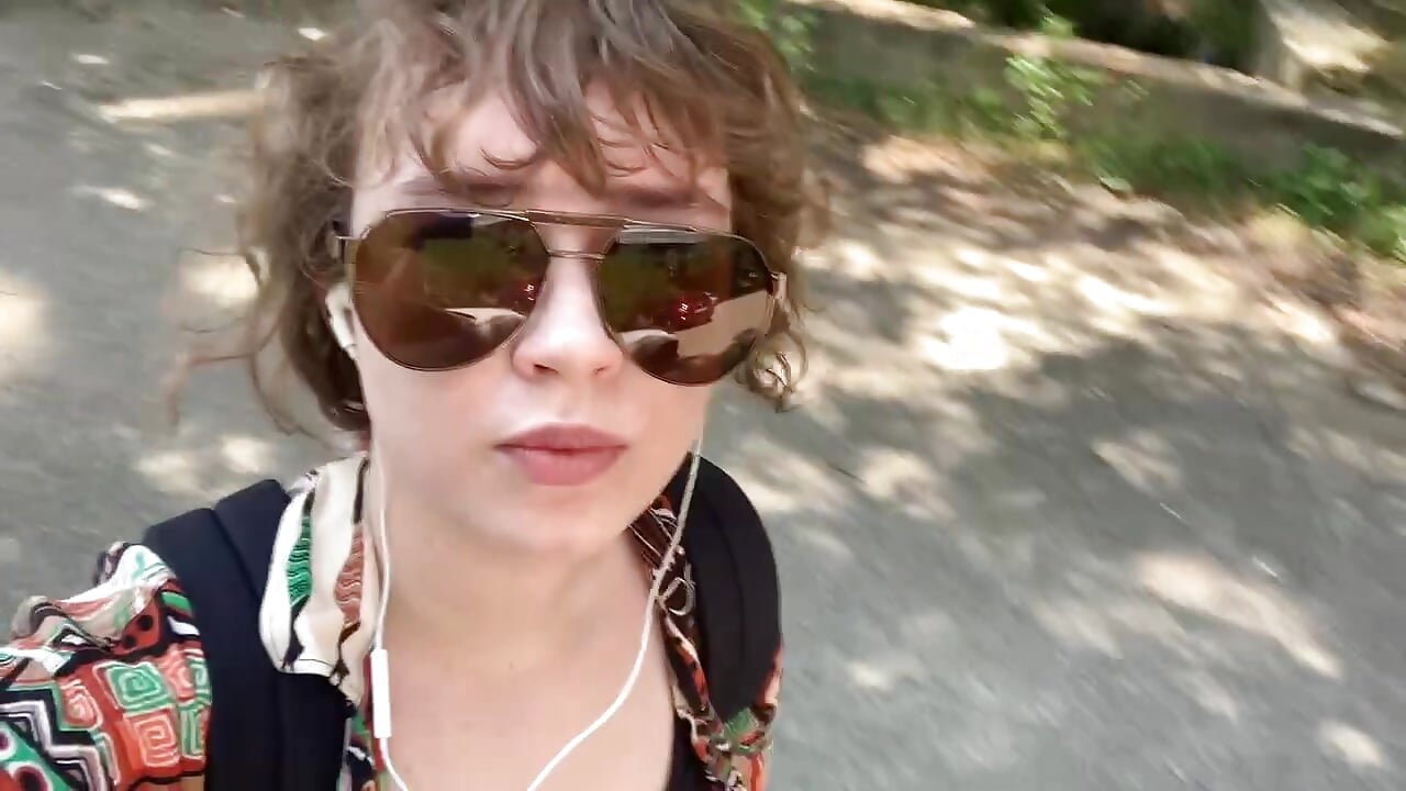 me - video của người mẫu cam SamiraDundlow