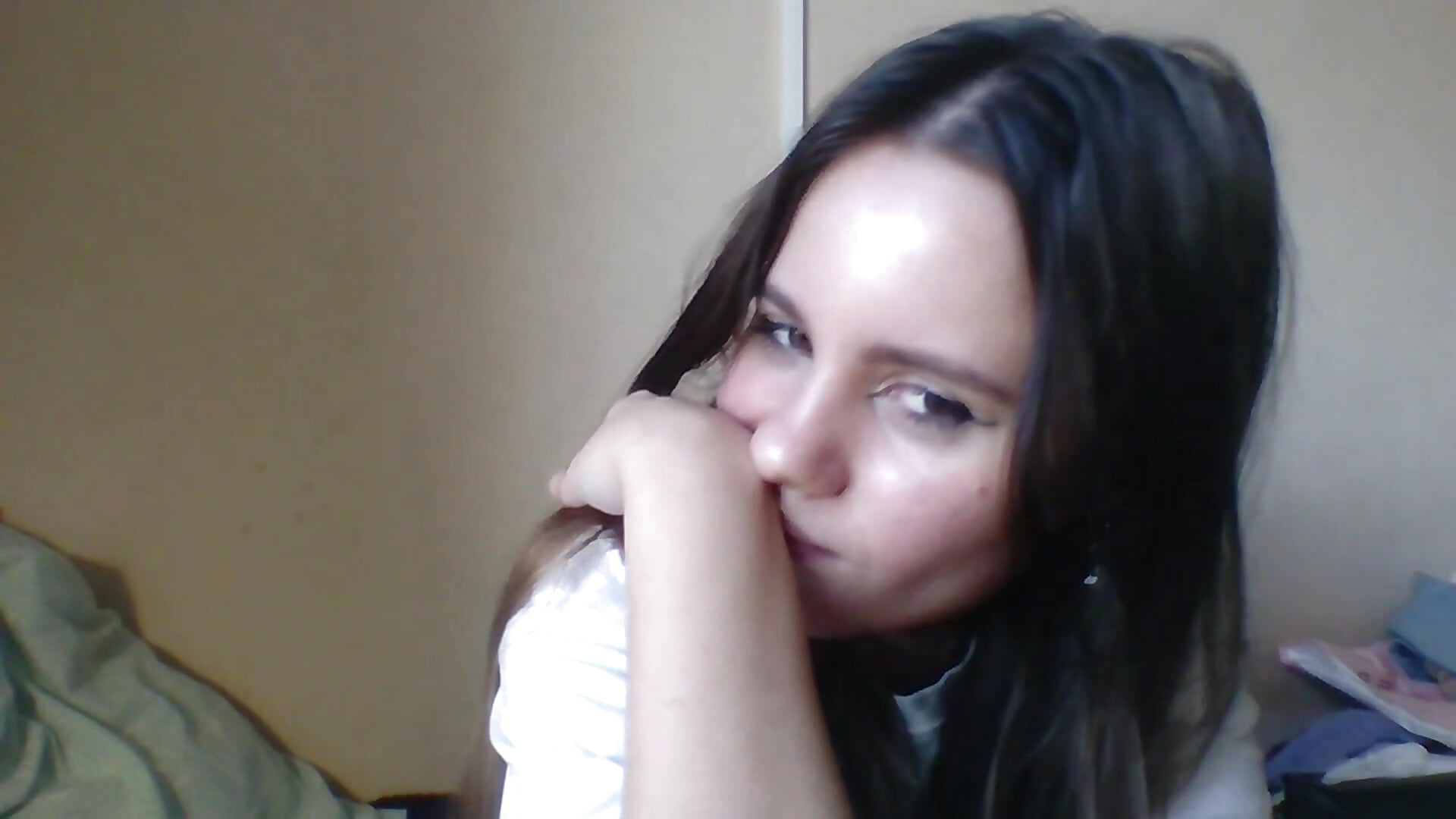 Flirting - video by RyanNuner cam model