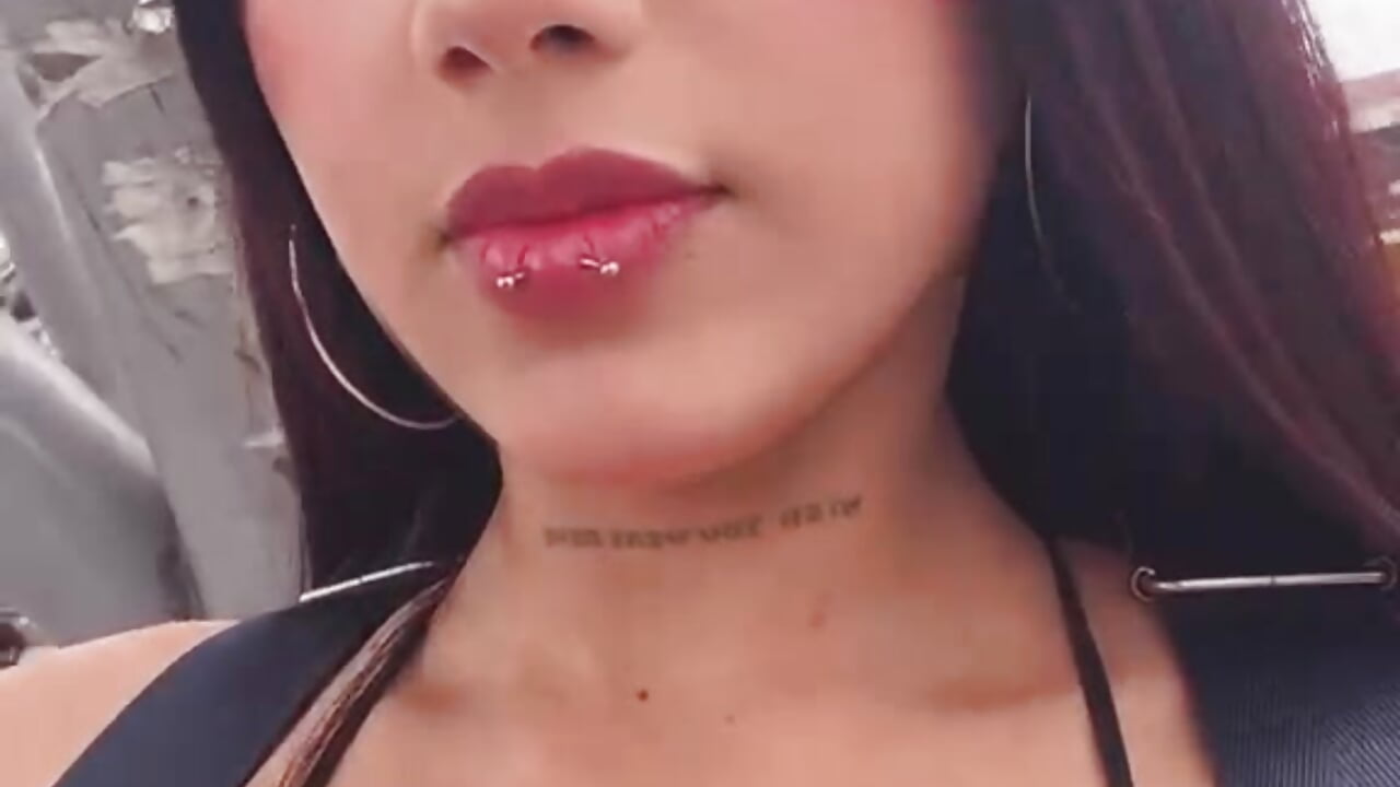 Nipples — filmik elizabet_milk, modela(-lki) na kamerkach