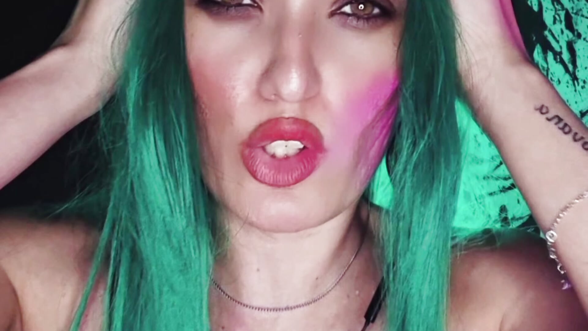 Ela é tipo código que eu não sei quebrar 🎤😏 - video av obcecada
