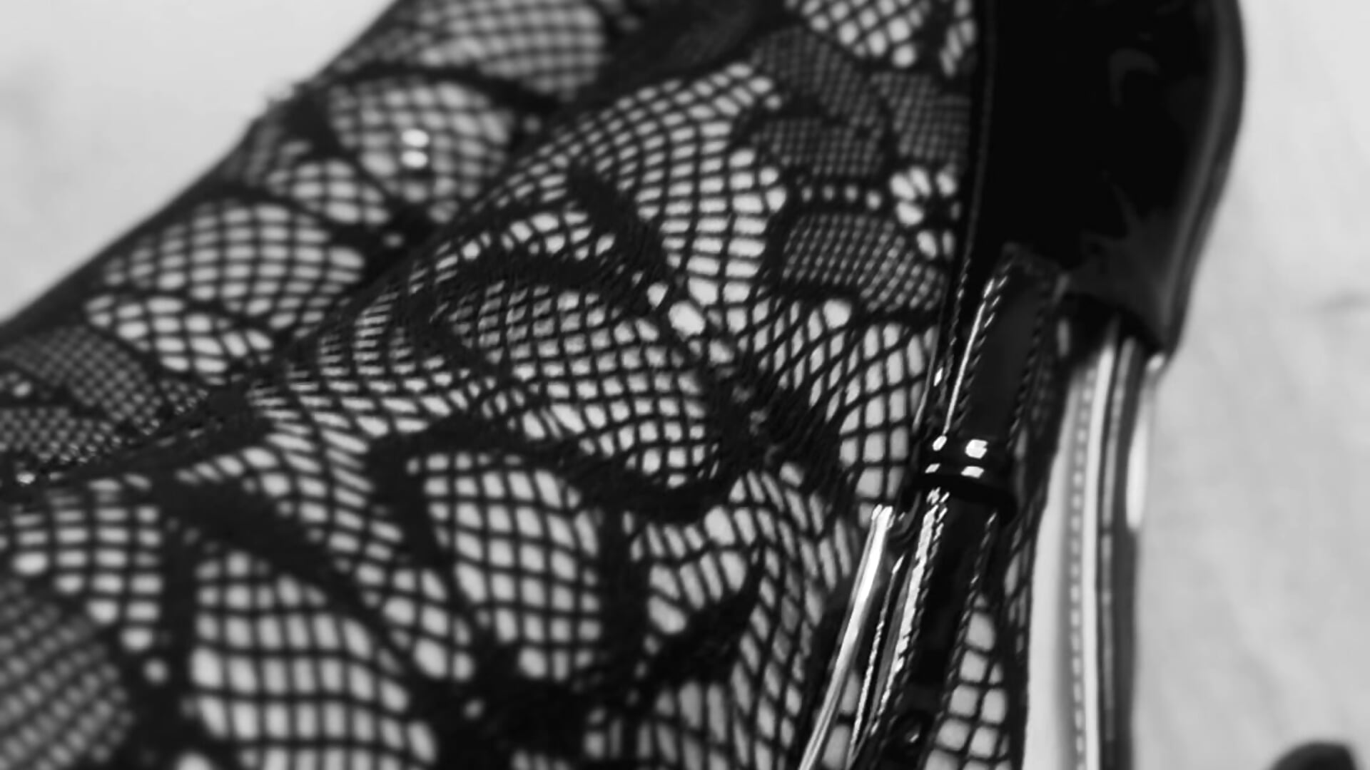 Heels and tights? – video korisnika EbonyStars